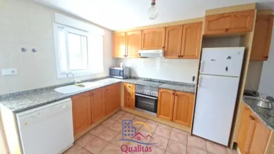 Dúplex en alquiler en Playa Rabdells, Nucli Urbà (Oliva) de 665 €<span>/mes</span>