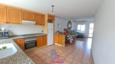 Dúplex en alquiler en Playa Rabdells, Nucli Urbà (Oliva) de 665 €<span>/mes</span>