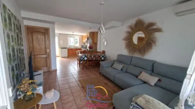 Dúplex en alquiler en Playa Rabdells, Nucli Urbà (Oliva) de 665 €<span>/mes</span>