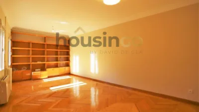 Piso en alquiler en Calle Modesto La Fuente - Imagen 3