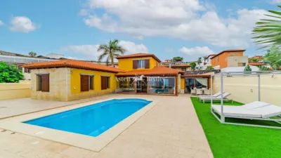 Villa in Tacoronte photo 2