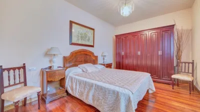 House in Irañeta photo 30