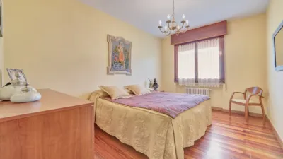 House in Irañeta photo 31
