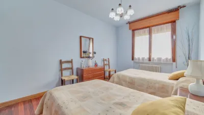 House in Irañeta photo 35