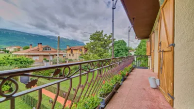 House in Irañeta photo 40