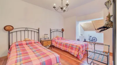 House in Irañeta photo 45