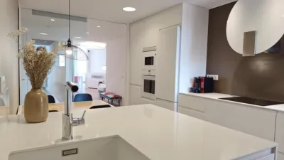 Piso en alquiler en Calle Cl Gran Via Juan Carlos I, Centro (Logroño) de 1.400 €<span>/mes</span>
