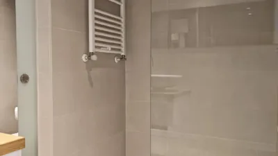 Piso en alquiler en Calle Cl Gran Via Juan Carlos I, Centro (Logroño) de 1.400 €<span>/mes</span>