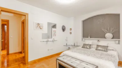 Casa en venta en Calle de Lur Gorri, 27, Barañáin - Barañain de 555.000 €