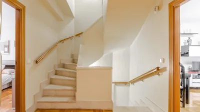 Casa en venta en Calle de Lur Gorri, 27, Barañáin - Barañain de 555.000 €