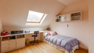 Casa en venta en Calle de Lur Gorri, 27, Barañáin - Barañain de 555.000 €