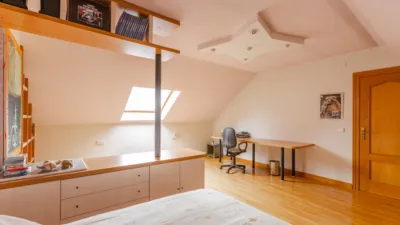 Casa en venta en Calle de Lur Gorri, 27, Barañáin - Barañain de 555.000 €