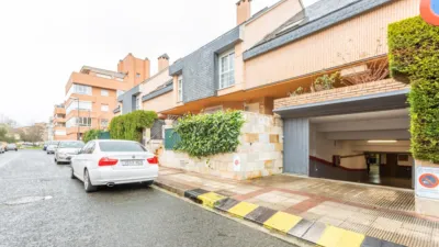 Casa en venta en Calle de Lur Gorri, 27, Barañáin - Barañain de 555.000 €