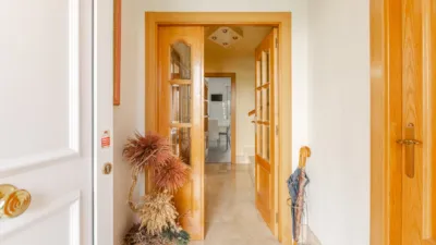 Casa en venta en Calle de Lur Gorri, 27, Barañáin - Barañain de 555.000 €