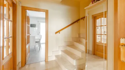 Casa en venta en Calle de Lur Gorri, 27, Barañáin - Barañain de 555.000 €