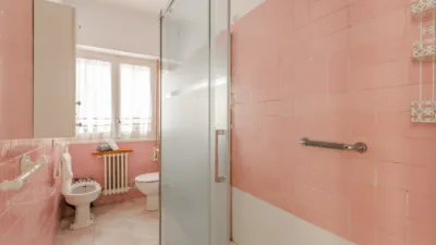 Apartment on Calle de Isidoro Melero, 29 photo 9