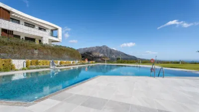 Apartamento en La Quinta photo 2