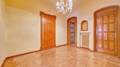 Flat on Avenida Carlos III photo 3