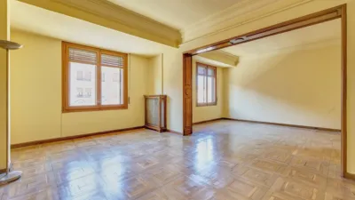Flat on Avenida Carlos III photo 8