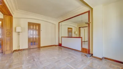 Flat on Avenida Carlos III photo 9