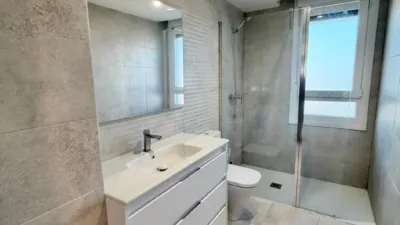 Piso en alquiler en Calle Rio Ebro, Lardero de 1.400 €<span>/mes</span>