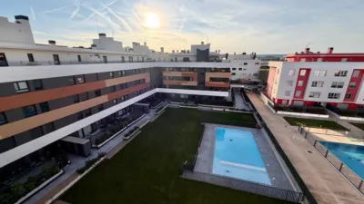 Piso en alquiler en Calle Rio Ebro, Lardero de 1.400 €<span>/mes</span>