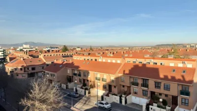 Piso en alquiler en Calle Rio Ebro, Lardero de 1.400 €<span>/mes</span>