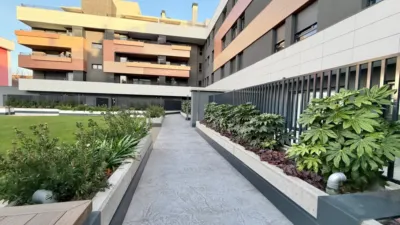 Piso en alquiler en Calle Rio Ebro, Lardero de 1.400 €<span>/mes</span>