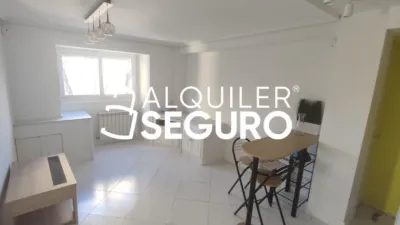 Piso en alquiler en San Blas - Imagen 4