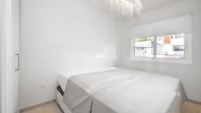 Apartment on Calle de la Milagrosa photo 12