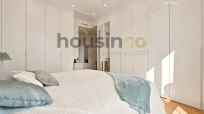 Apartment in Salamanca District photo 31