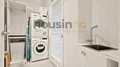 Apartment in Salamanca District photo 36