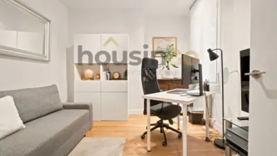 Apartment in Salamanca District photo 40