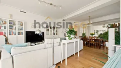Apartment in Salamanca District photo 5