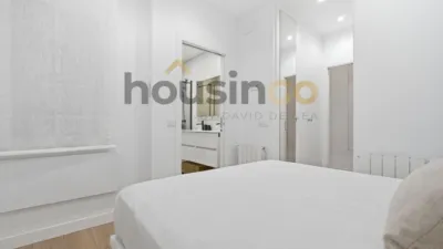 Apartment in Salamanca District photo 12