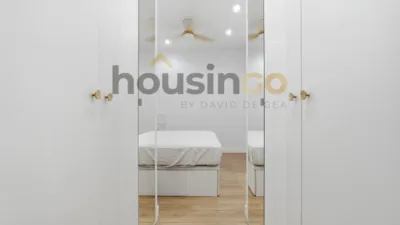 Apartment in Salamanca District photo 14