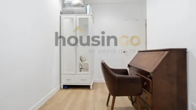 Apartment in Salamanca District photo 21