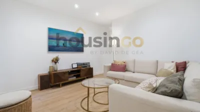Apartment in Salamanca District photo 4