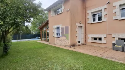 House on Valdorros Street photo 68