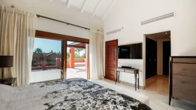 Duplex penthouse in Guadalmansa photo 26