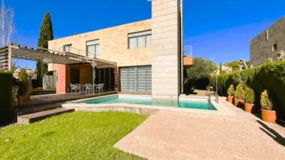 Chalet en venta en Dehesa de Campoamor-Aguamarina - Vista 2