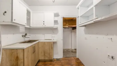 Local comercial en venta en Calle de Las Maestras, 13, Burlada - Burlata de 88.000 €