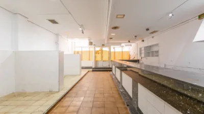 Local comercial en venta en Calle de Las Maestras, 13, Burlada - Burlata de 88.000 €