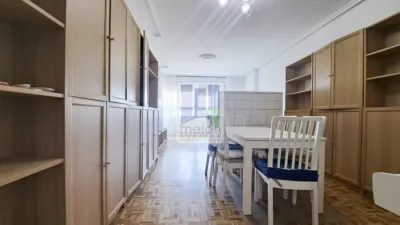 Apartment on Calle de la Virgen del Manzano photo 2