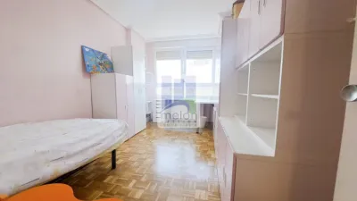 Apartment on Calle de la Virgen del Manzano photo 4