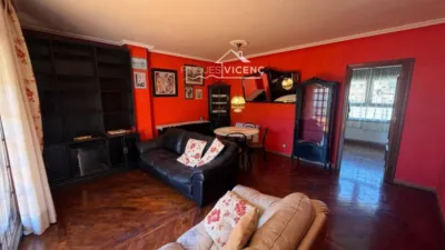 Duplex at Carrer de la Garrotxa, 8 photo 3