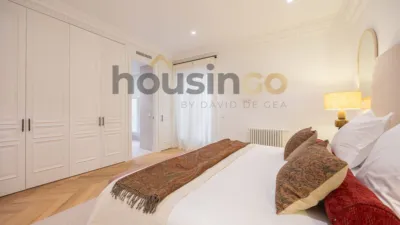 Apartment on López de Hoyos Street photo 23