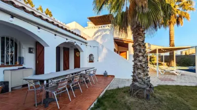 Casa en venta en Empuriabrava, Castelló d'Empúries de 459.000 €
