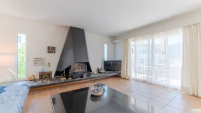 Chalet on Carrer de Barcelona photo 3