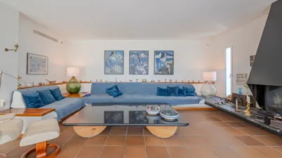 Chalet on Carrer de Barcelona photo 5